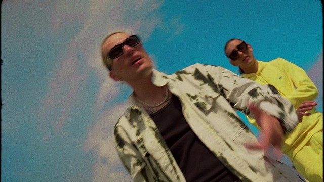 Andry The Hitmaker - OFFLINE(feat. VillaBanks)