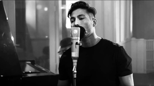 Alvaro Estrella - Side X Side (Acoustic)