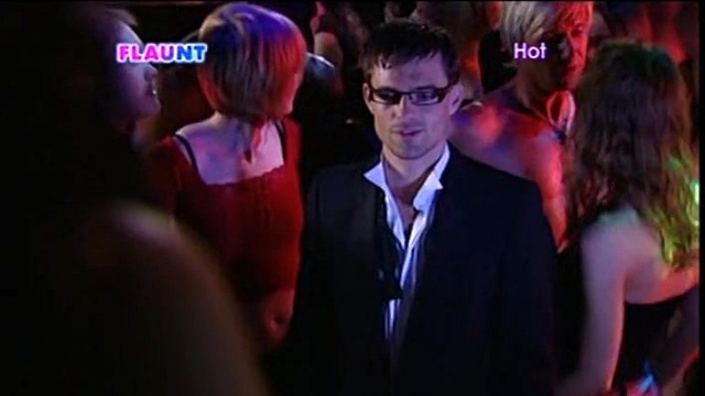 Deeyah - Come Closer