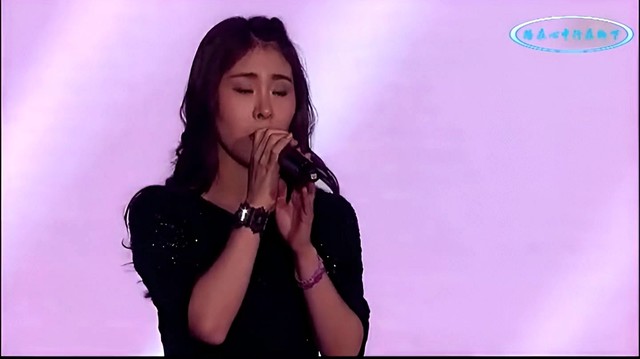 张碧晨 - 她说 (Live)