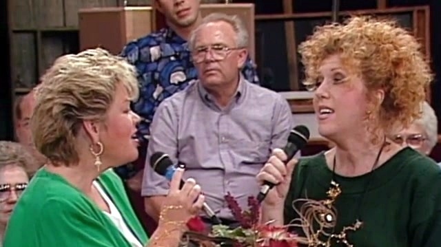 Lily Weatherford - Away in a Manger [Live] (Live)