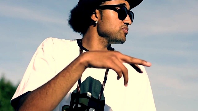 Daniel Williams - Rolling With Me