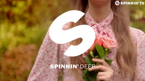 She Keeps Bees - Every Single Piece (Pete Tong Premiere) [OUT NOW!]