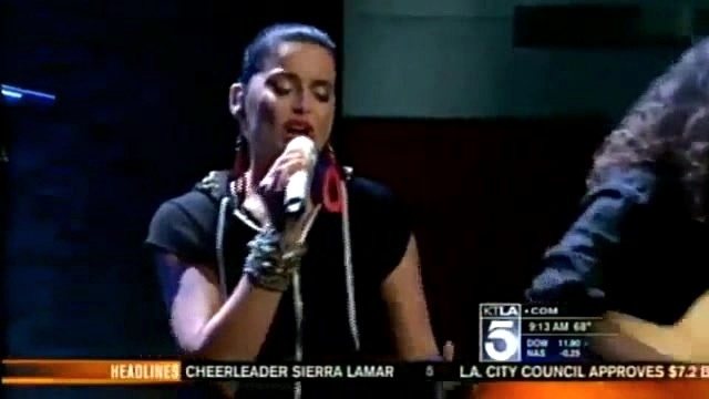 Nelly Furtado - say it right