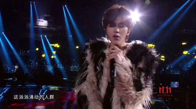 蔡徐坤 - 重生 (Live)