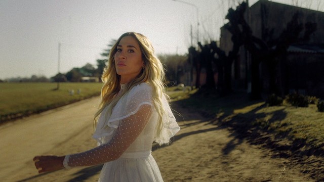 j mena - Los Locos (Official Video)