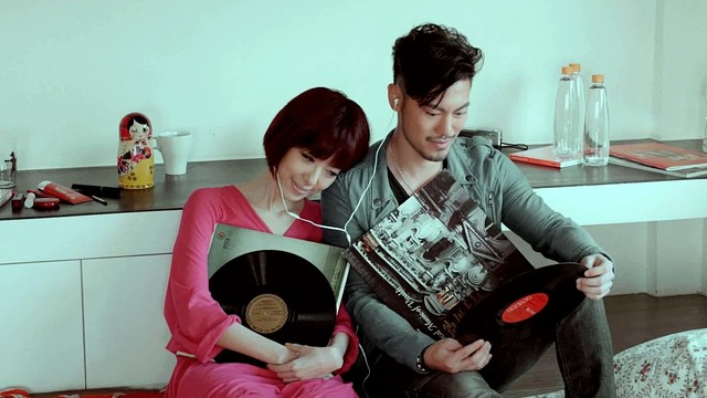 邓子霆 - 以身试爱 (《我们可以结婚吗》电视剧片头曲)