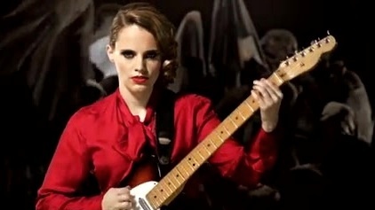 Anna Calvi - Suzanne and I