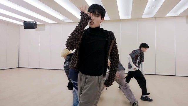 P1Harmony - SAD SONG (舞蹈版) (Dance Practice @MusicBank in Madrid)