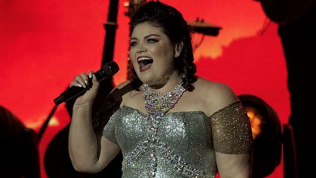 Corlea - Uit klip gekap(Afrikaans is Groot 2019 - Die Konsert) (Live)