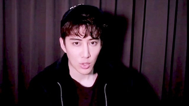 Mike Angelo (吴翊歌) - Mike D.Angelo 新年祝福