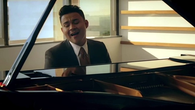 Frankie J - Take A Chance On Me (Direct From The Sunset Strip)