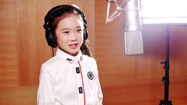 邓文怡 - 远走高飞