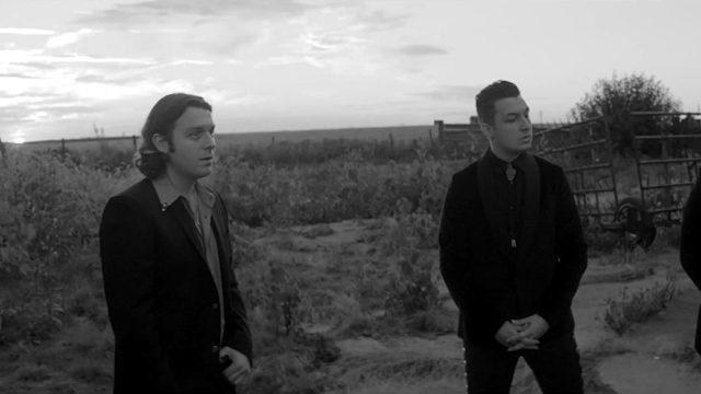 Arctic Monkeys - One For The Road