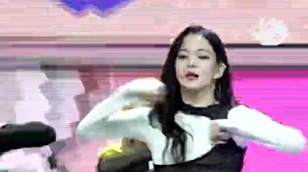 이나경 - Feel Good (SECRET CODE) (LEE NA GYUNG FanCam Live At M! Countdown 2020/09/24)