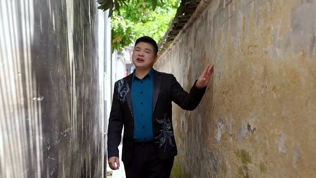 袁泉 - 登黄山 望徽州