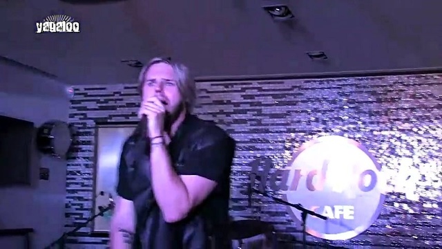 Daniel Schuhmacher - Dancefloor (Live)