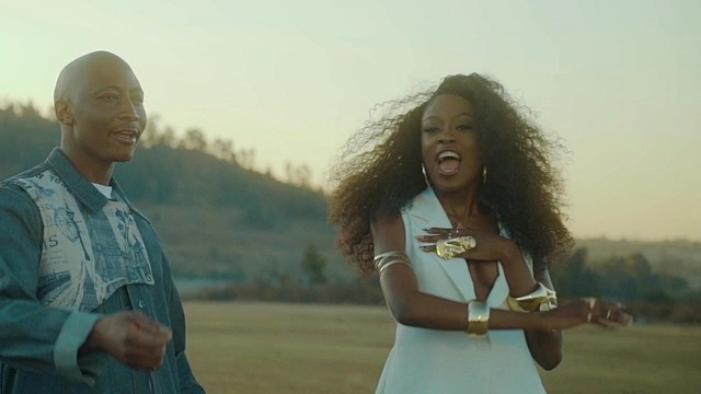 Dlala Thukzin - Bo Gogo(feat. Thatohatsi & Tracy) (Magical Remix)