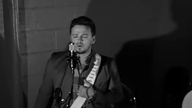 Love - Whiskey On My Breath