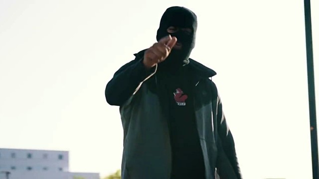 Yung Bush - Too Close (Intro)