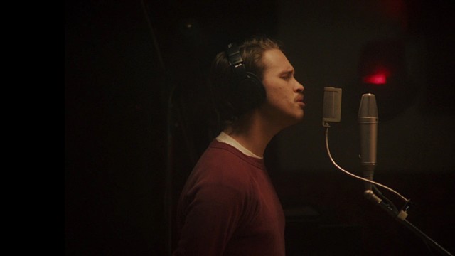 Ryan Beatty - Bruises Off The Peach (Performance Video)