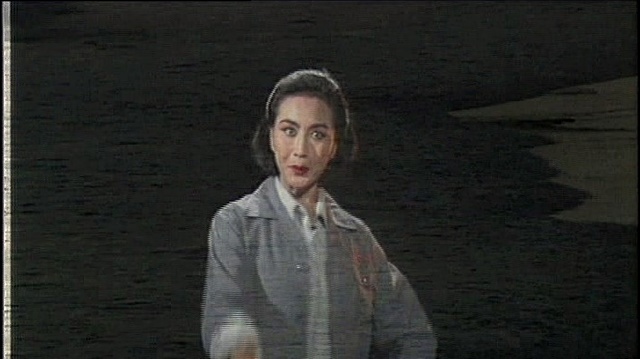 杨春霞 - 这杠棒跟随咱经历艰难世道 (KTV版)