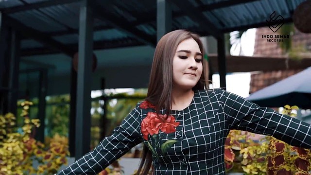 Nella Kharisma - Happy Ajalah