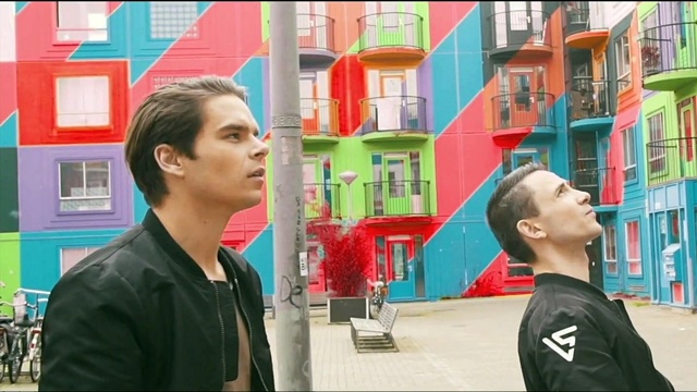 Lucas & Steve - Feel Alive (Live)