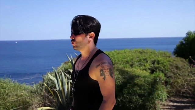 RICO BERNASCONI - You Only Live Once (Live)