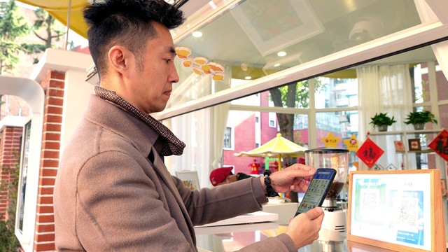 洪妮玥涵 - 就让梦开在每个四季 (公益版)