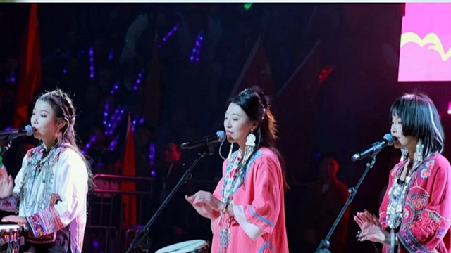 晴天姐妹 - 红颜易老(手鼓版)