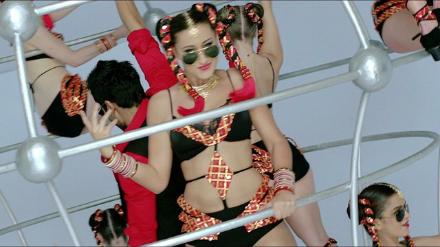 Mika Singh - Ajab Gazabb Love