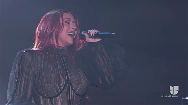 Christina Aguilera - Somos Nada+Pa‘ Mis Muchachas (Live)