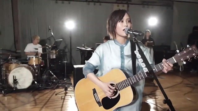 山本彩 - 365日の紙飛行機    (Live)