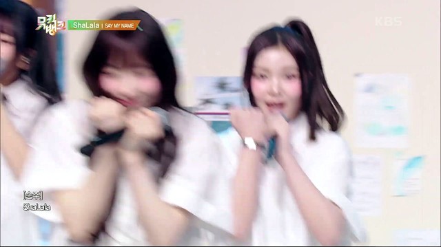 SAY MY NAME - ShaLala (live at Music Bank 25/04/04)