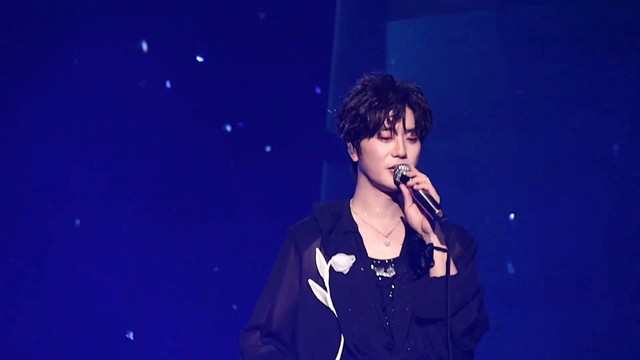陆虎 - 雪落下的声音 (2025陆虎「像你这样的朋友2.0」巡演-西安站)