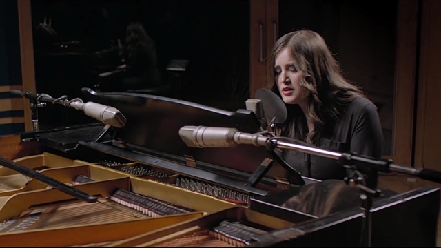 Lauren Aquilina - You Oughta Know (Live at Abbey Road Studios) (Live)