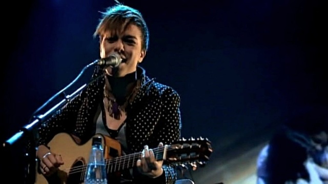 Maria Gadú - Dona Cila (Live)