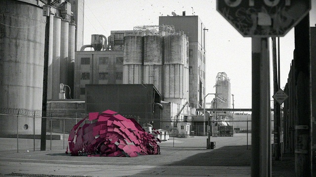 Broken Bells - Leave It Alone (《已经开始想你》电影插曲)