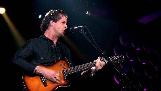 Victor & Leo - Borboletas (Live)