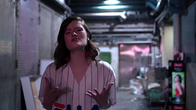 Madeline Juno - BORDERLINE