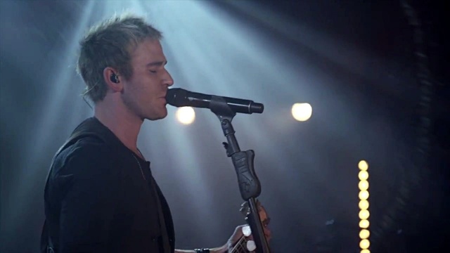 Lifehouse - Hurricane (Live At Guitar Center Sessions on DIRECTV) (Live)