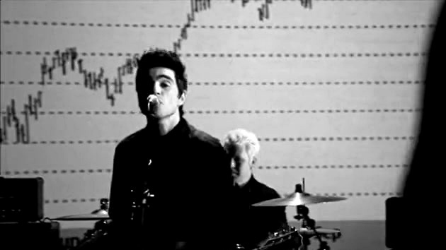 Anti-Flag - The Economy Is Suffering Let It Die