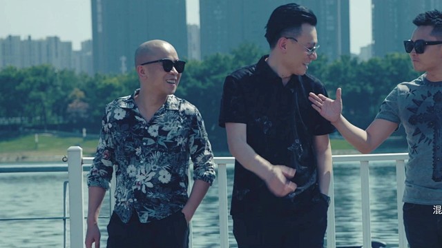 胡小宝 - 兄弟听我说