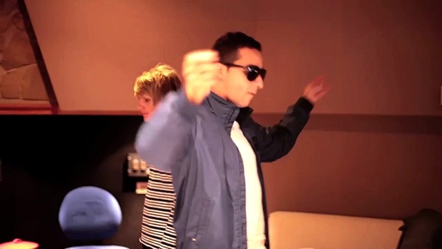 Romain Ughetto - De l'autre côte (Clip Officiel)