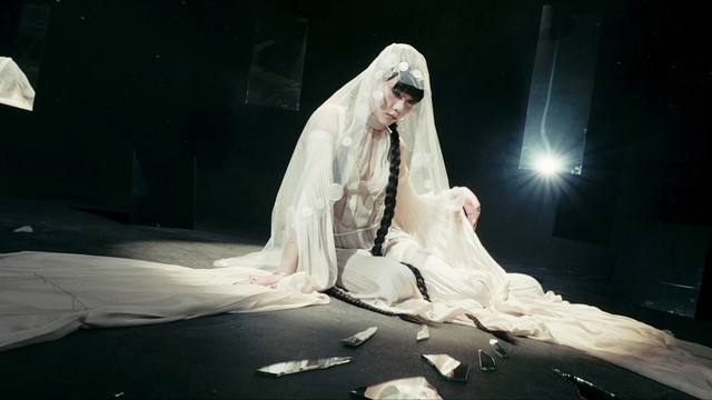 Astera7 - 镜 Mirror (Official MV)