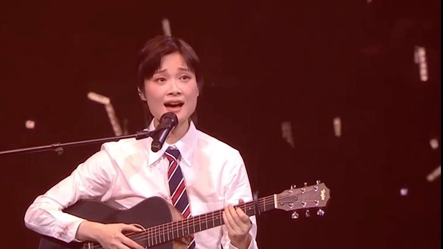 李宇春 - 青城山下白素贞 (李宇春2025皇后与梦想巡回演唱会—杭州站)