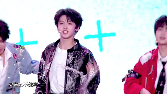 TF家族-官俊臣 - 我有我的YOUNG (TF家族2026新年音乐会「荣耀」现场)