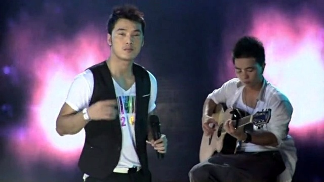 Ưng Hoàng Phúc - CAN GAC TRONG 吉他抒情版