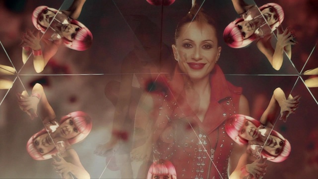 Marta Sánchez - Y, ¿Si Fuera Ella? (Videoclip)